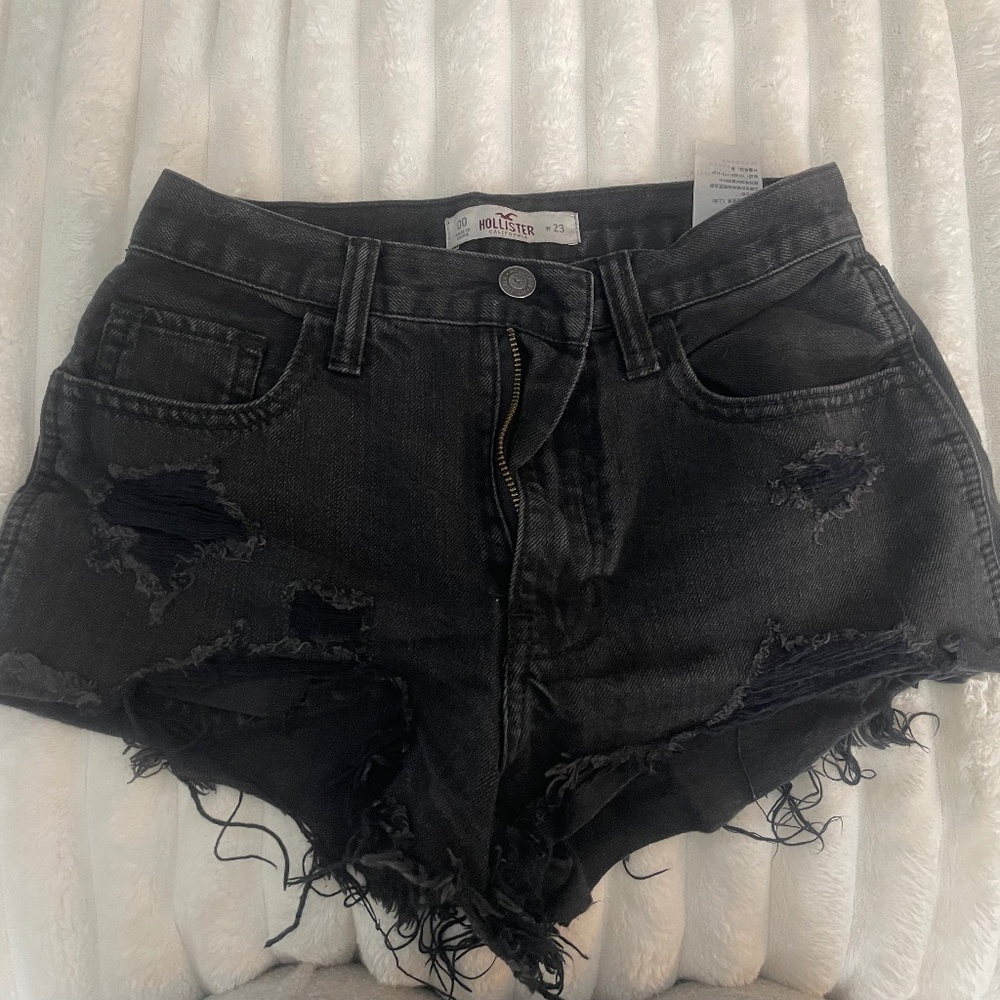 00 Black Ripped Hollister Jean Shorts